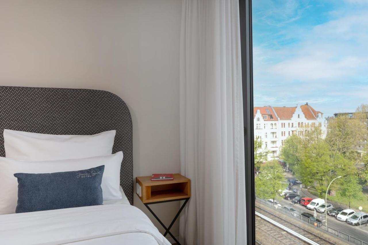 Hotel June Six City West