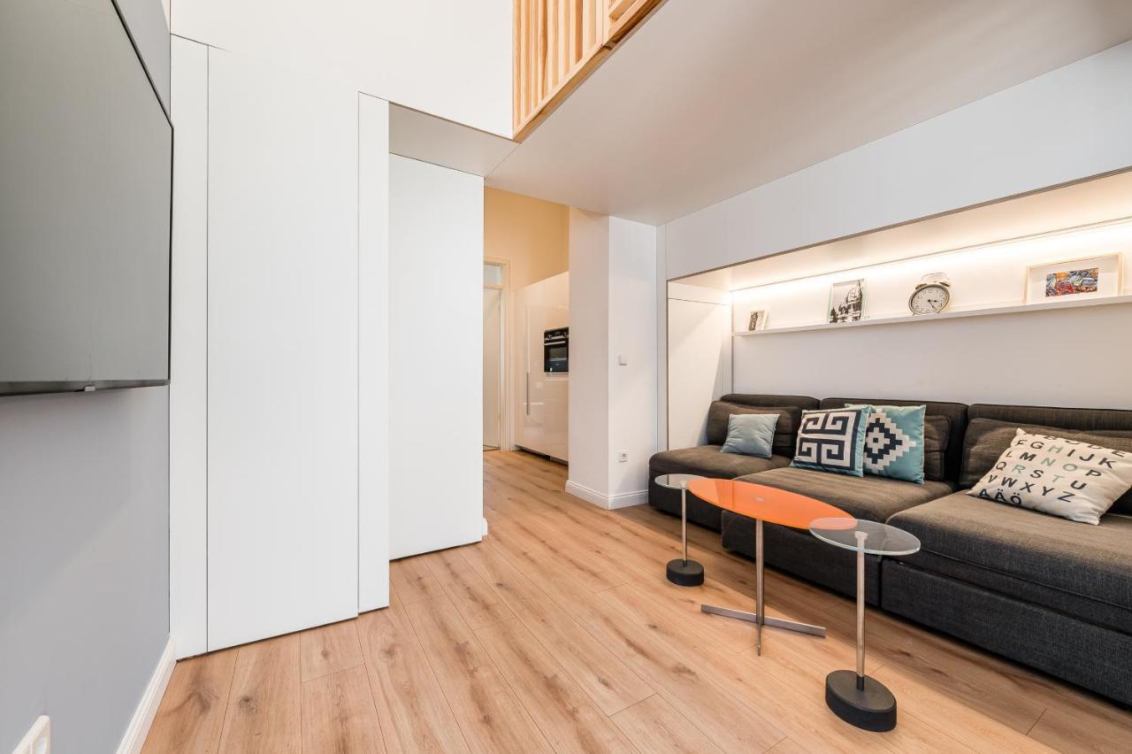 Stylish New Cube Loft By Berlin-wall-apartments Apartment Berlin