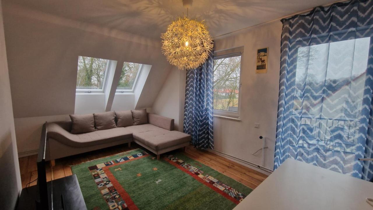 Apartment With Parking In 11 Berlin