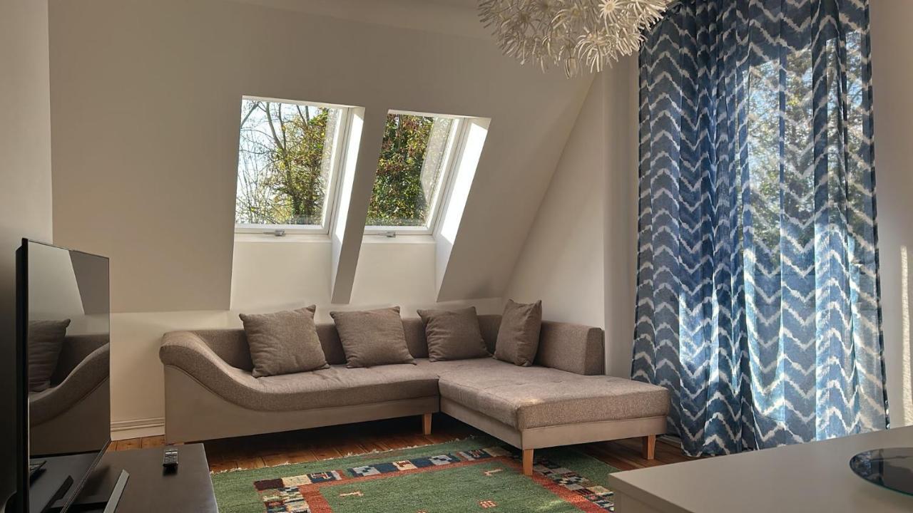 With Parking In 11 Apartment Berlin