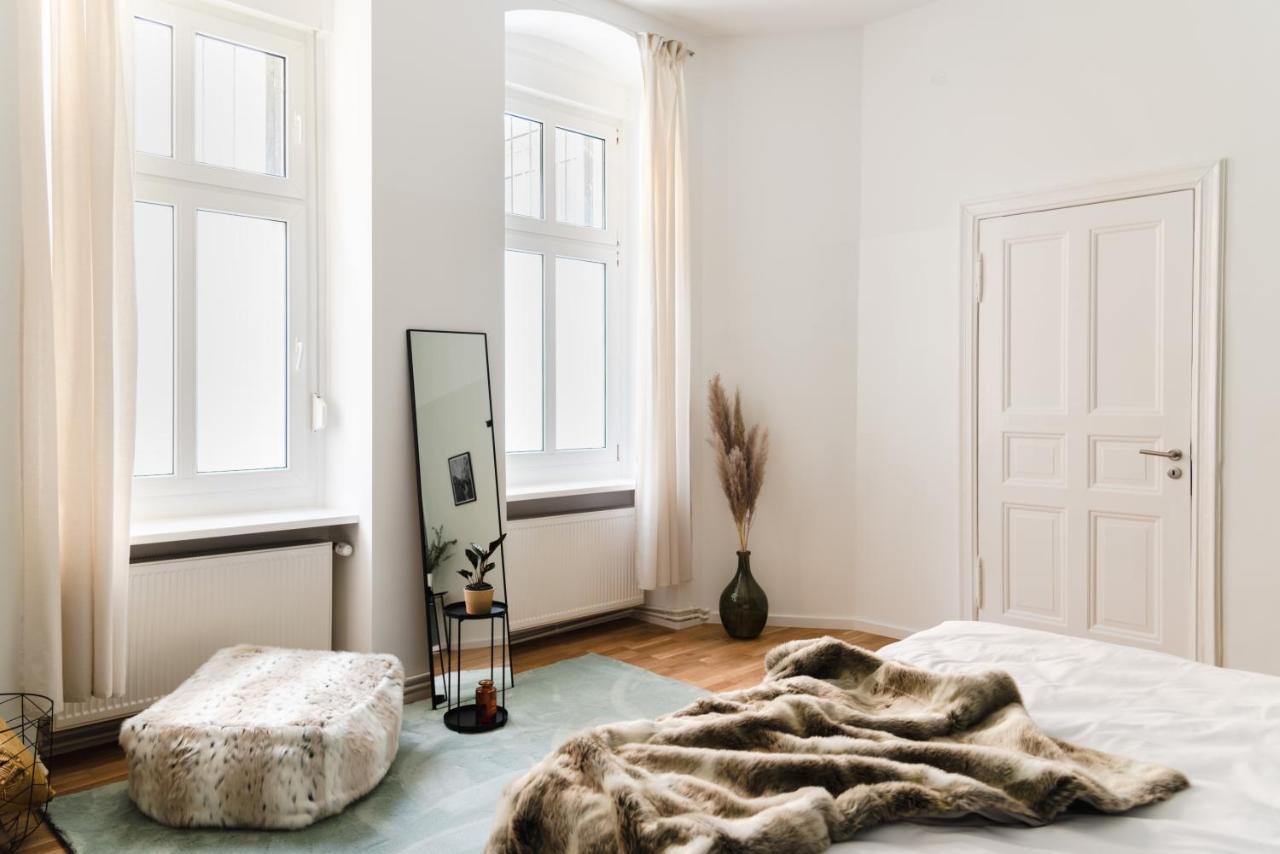Apartment 165m2 Downtown Family 5br, 3bath, Kids Room, 11min Alexanderplatz