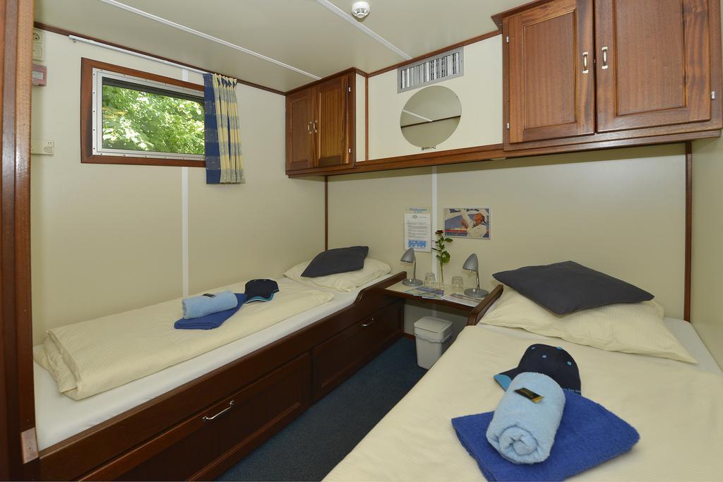 Ms Mecklenburg Hotelschiff *