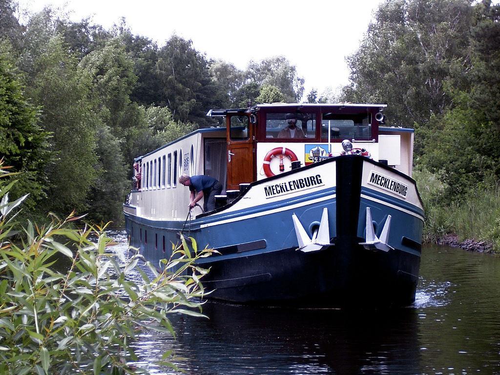 Ms Mecklenburg Hotelschiff * Berlin