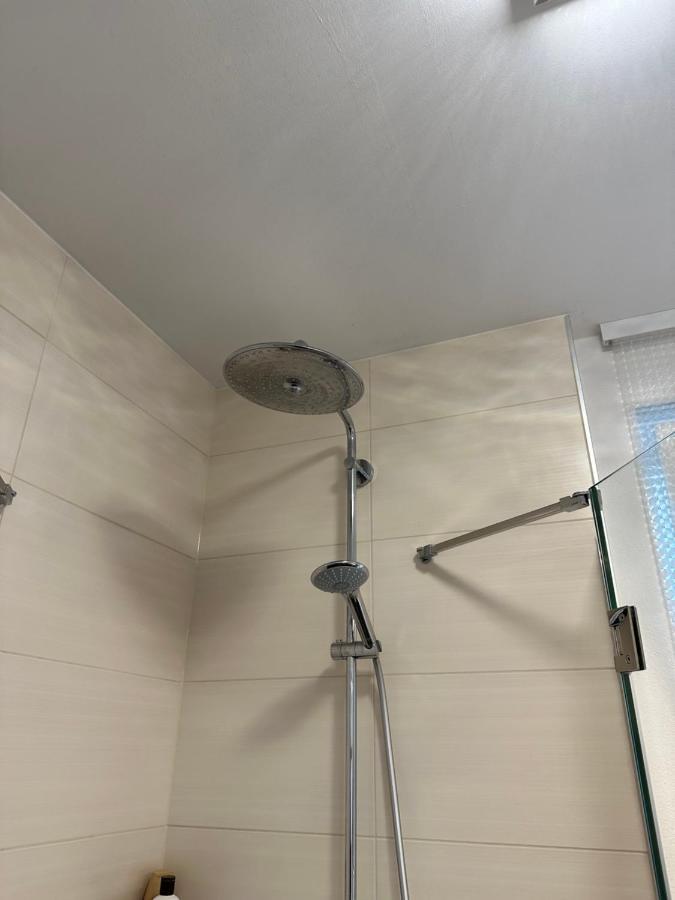 Lejlighed Traumhafte Haushaelfte Mit Kamin, Garten & Whirlpool