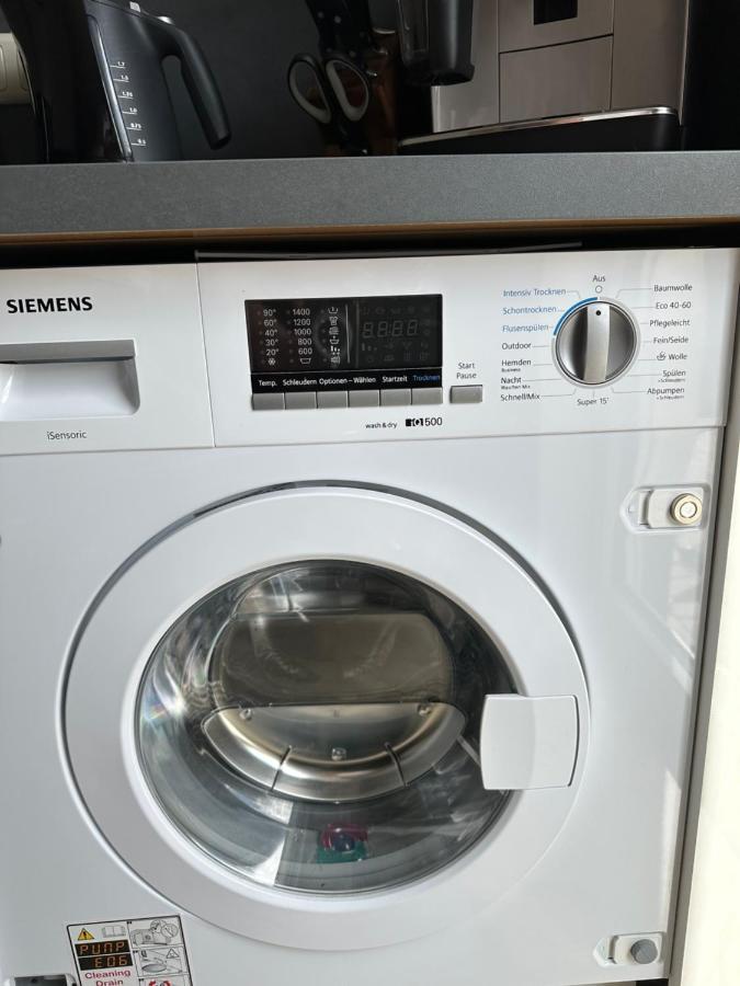 Lejlighed Traumhafte Haushaelfte Mit Kamin, Garten & Whirlpool Berlin