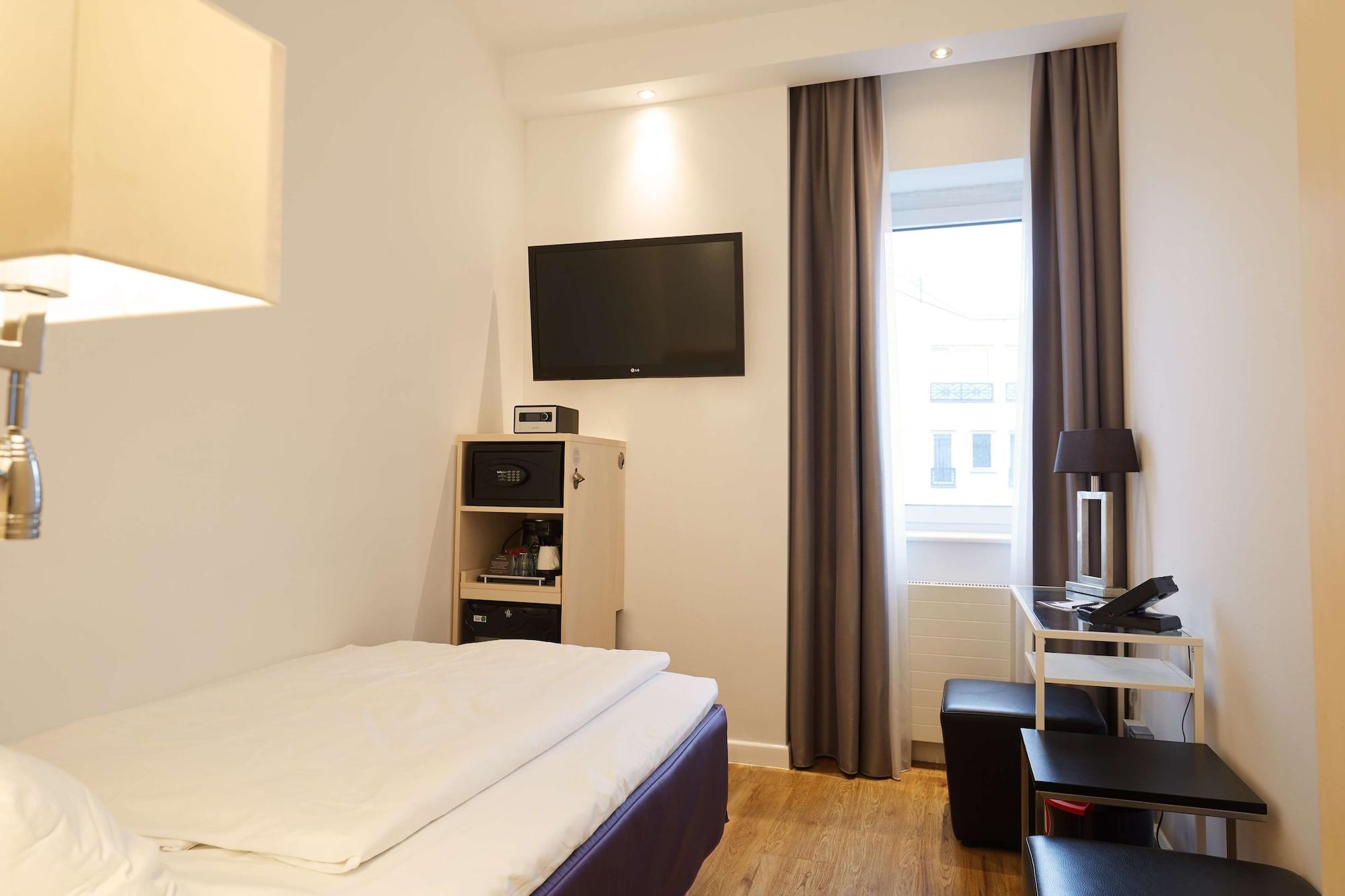 Hotel Scandic Kurfuerstendamm 4*