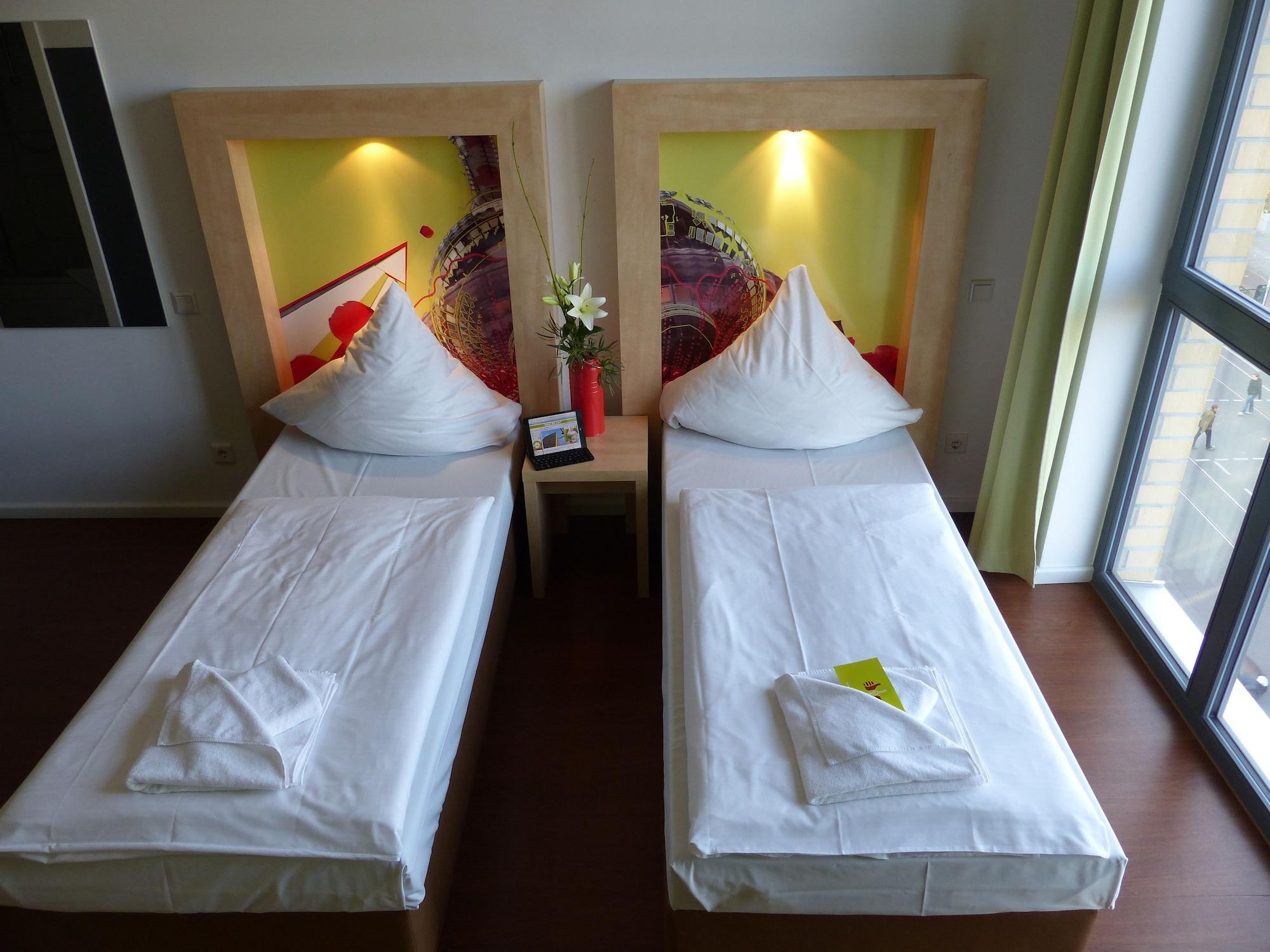 Hotel H+ 4youth