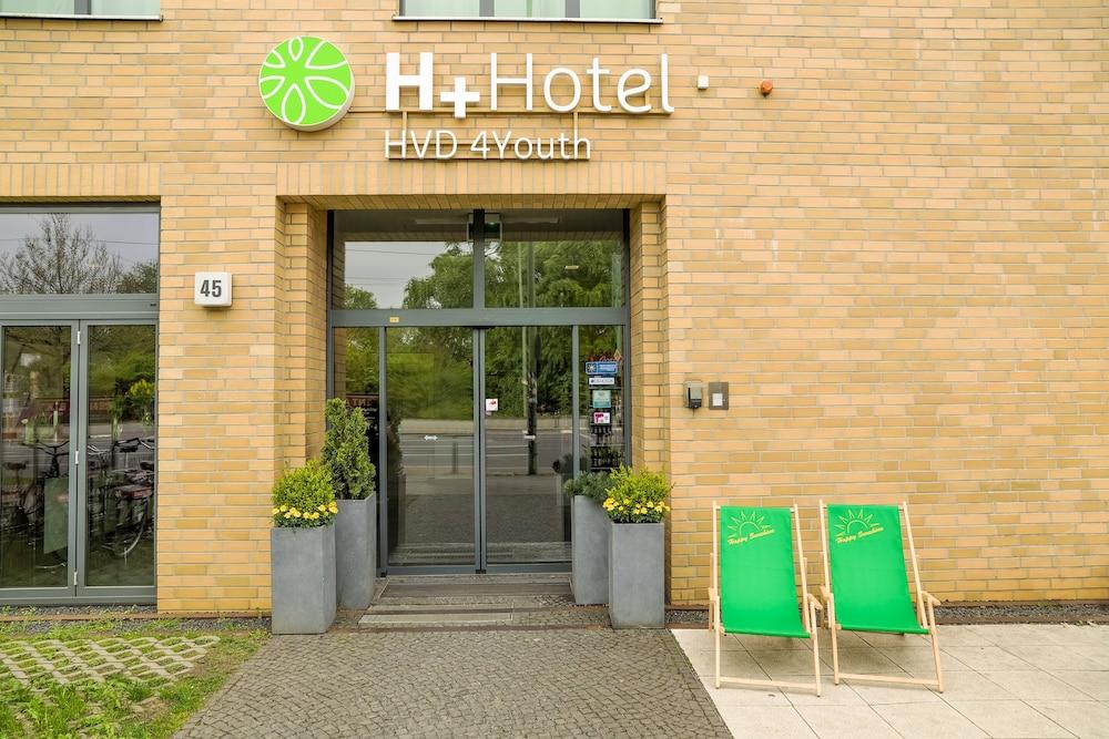 Hotel H+ 4youth