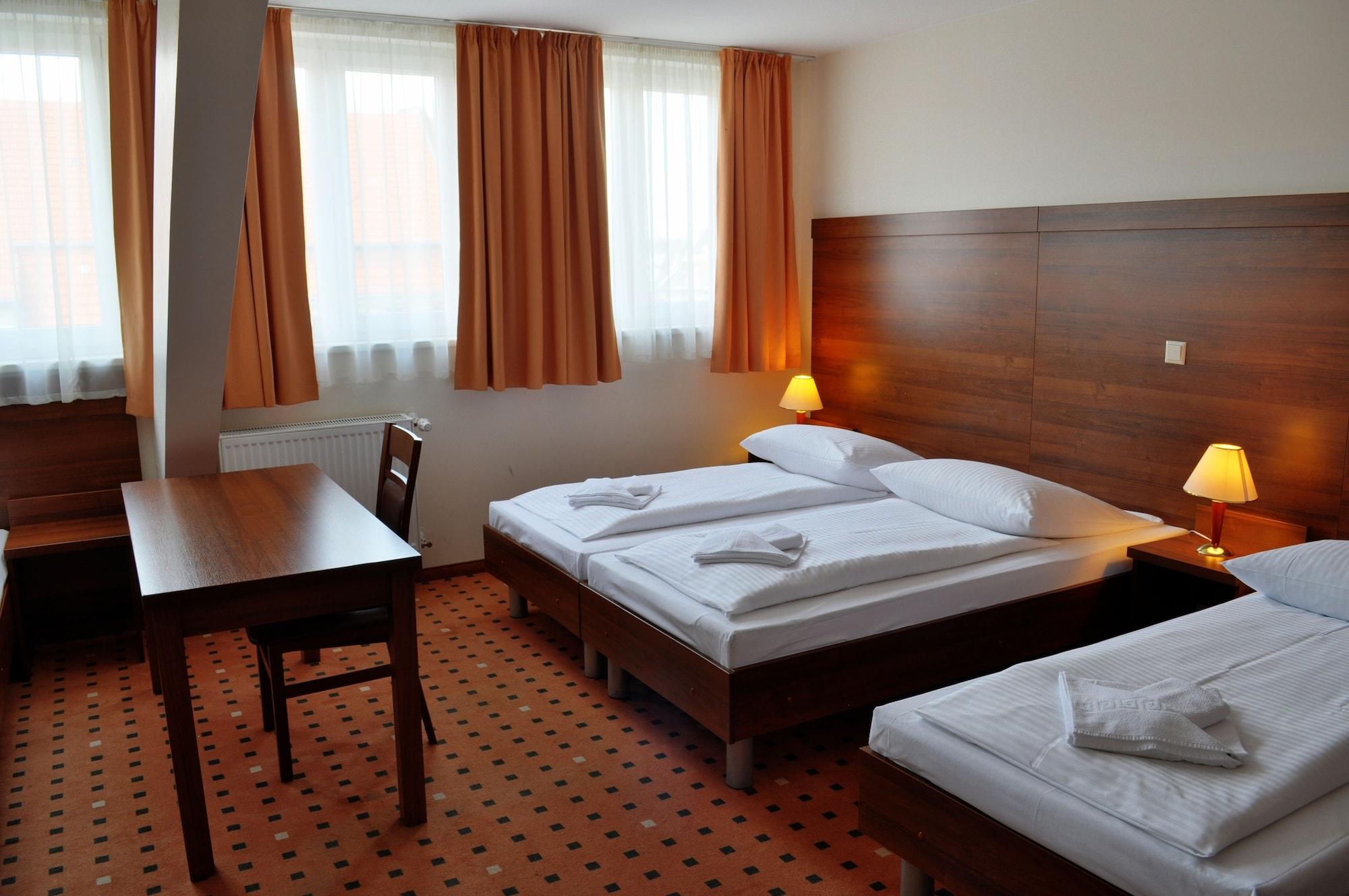 Europa Hotel 3*