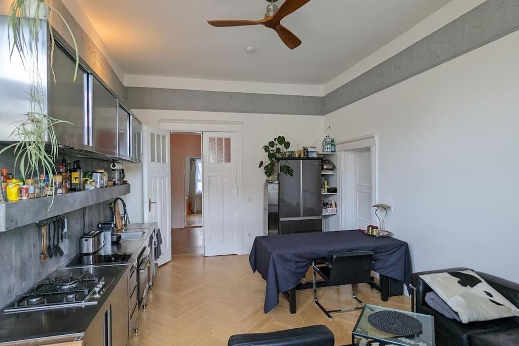 Modern Meets Classic - Near Volkspark Schoeneberg Apartment *