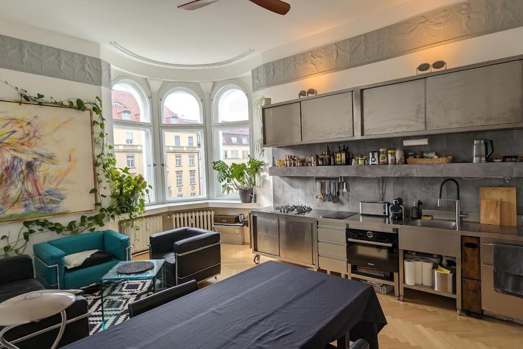 Apartment Modern Meets Classic - Near Volkspark Schoeneberg Berlin