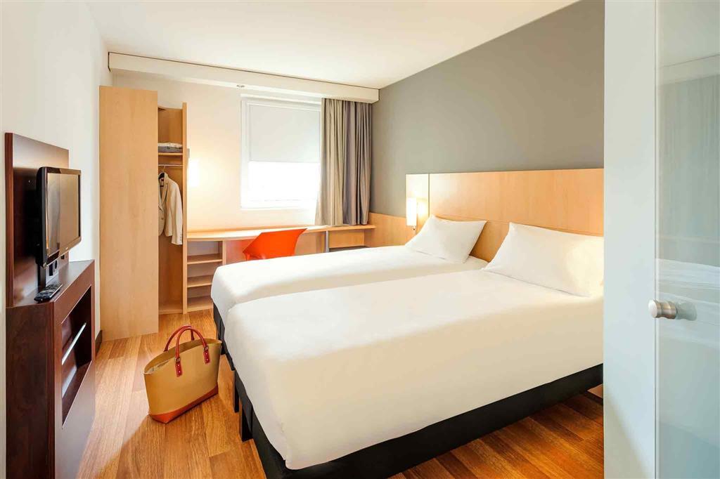 Ibis Kurfuerstendamm 3*