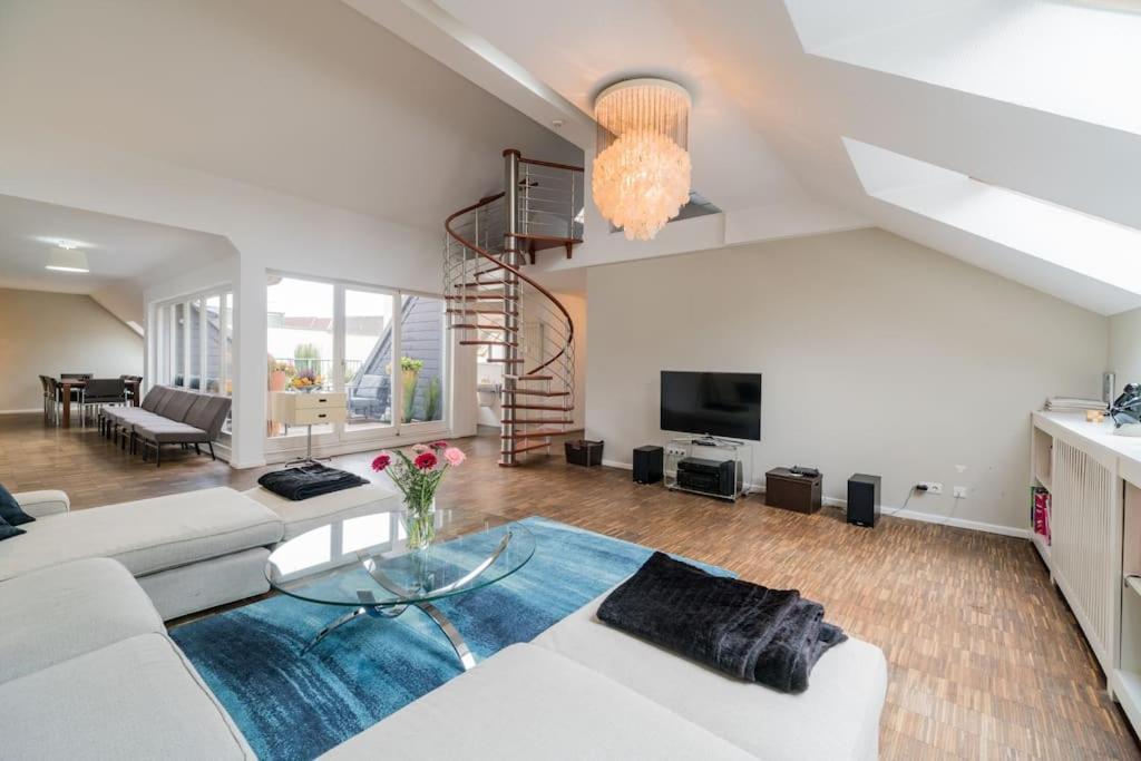Ruhige Dachwohnung Mit Terrasse Mitte - Spacious Modern Rooftop Loft In Mitte Lejlighed Berlin