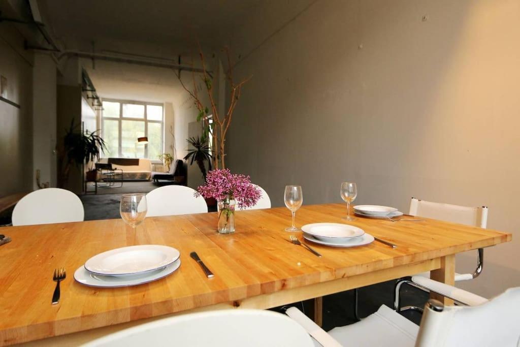 200qm Loft For Friends And Family - On The Spree! Berlin