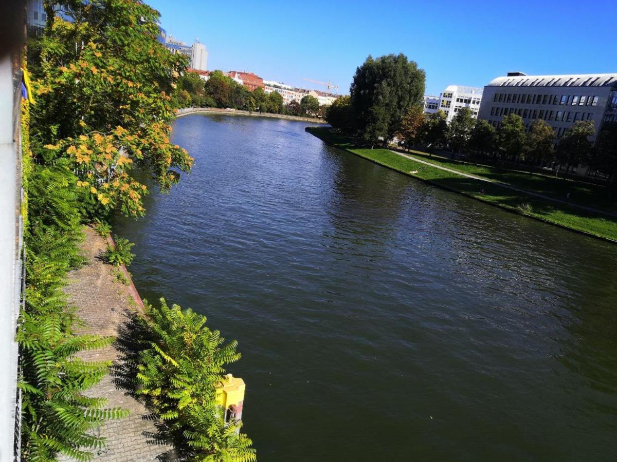Apartment 200qm Loft For Friends And Family - On The Spree! Berlin