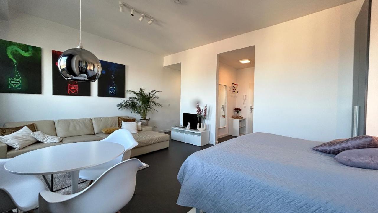 Skyview Studio At Kreuzberg-mitte Apartment Berlin