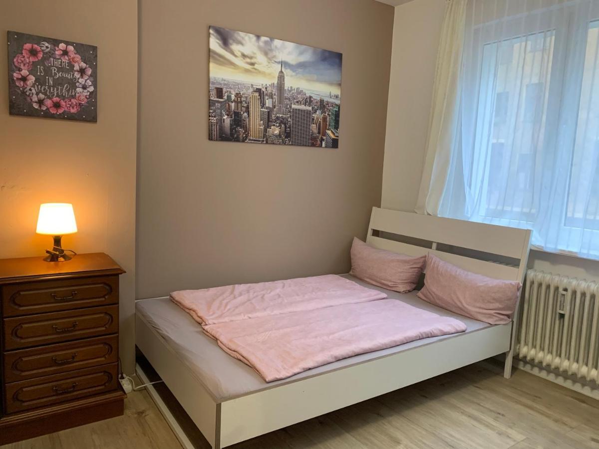 - Imma Wat - Für 12 Personen * Berlin