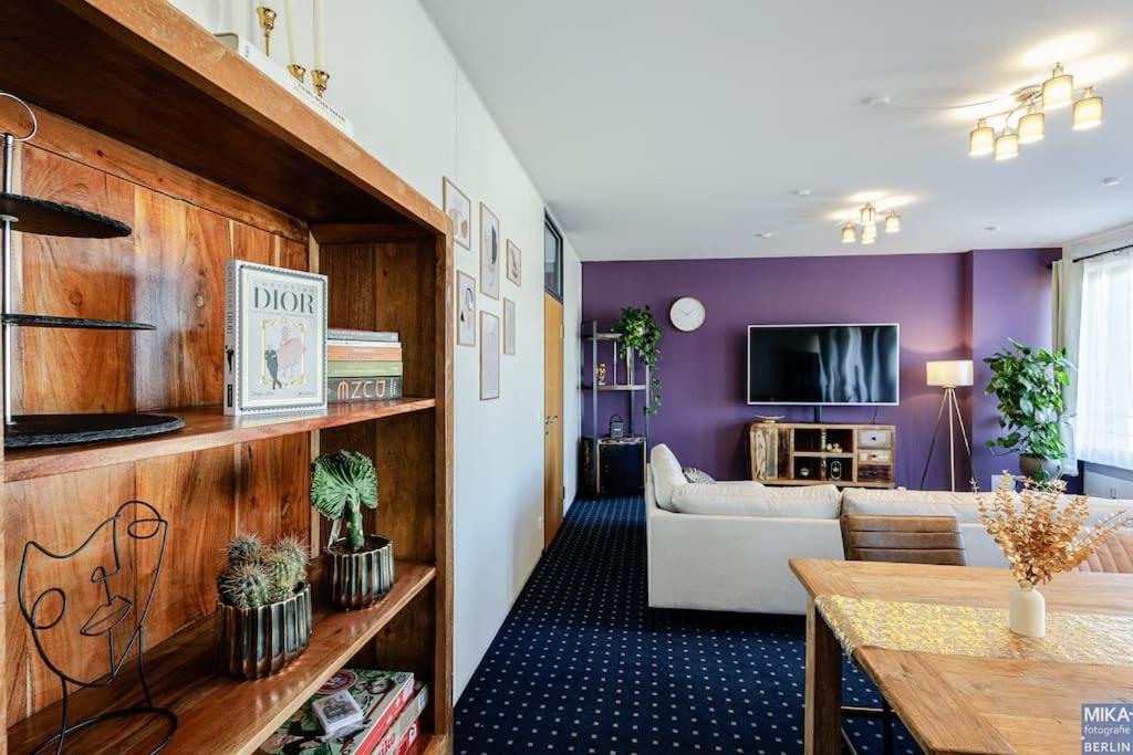 150 M² Unterkunft Mit Billard, Kicker & Parkplatz
