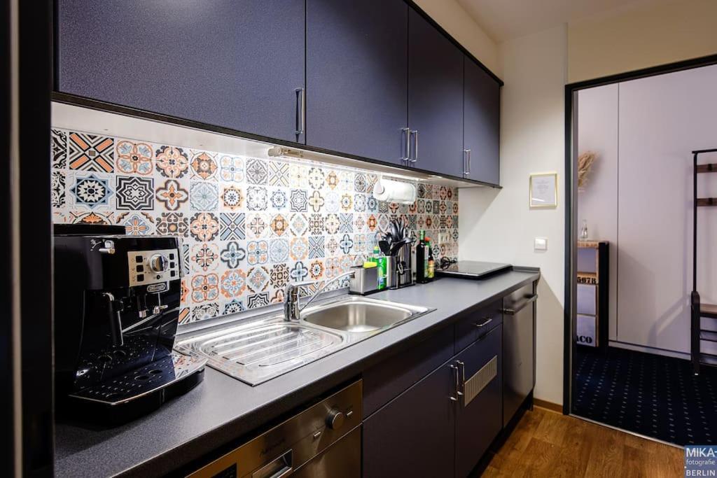 150 M² Unterkunft Mit Billard, Kicker & Parkplatz Apartment Berlin