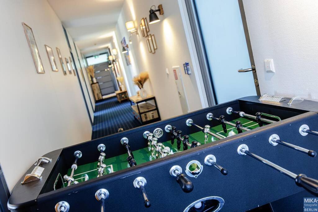 150 M² Unterkunft Mit Billard, Kicker & Parkplatz Apartment *