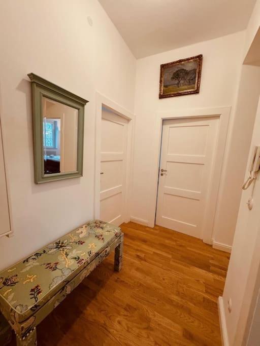 Bright Quiet Apartment *