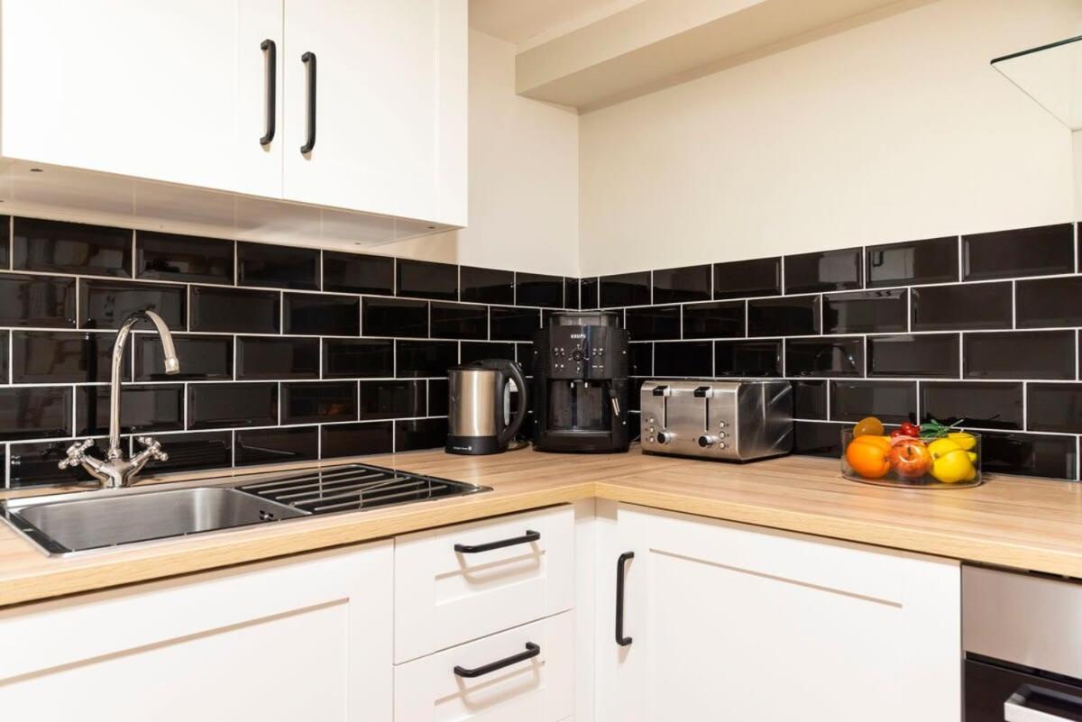 Apartment Spacious Two Br Ac Selfcheckin *