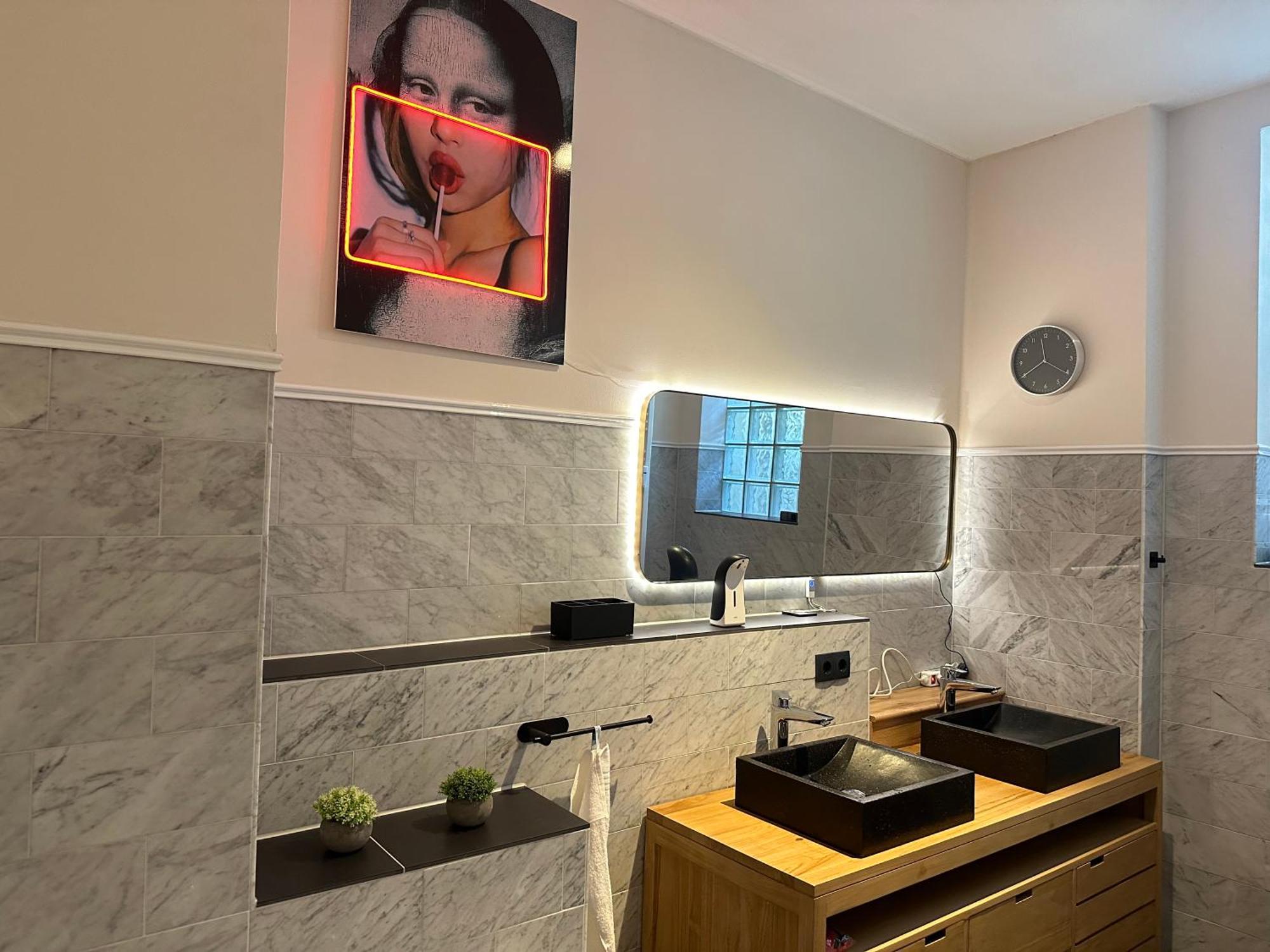 Luxury In Center Of Mitte