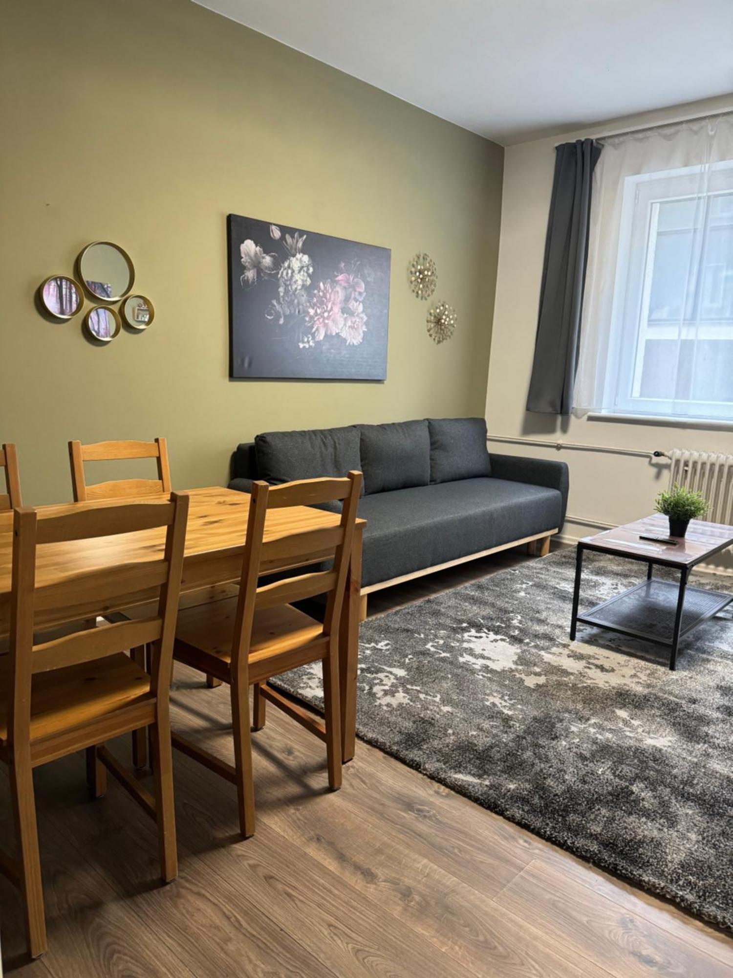 Pur - Fuer Bis Zu 12 Personen Apartment Berlin