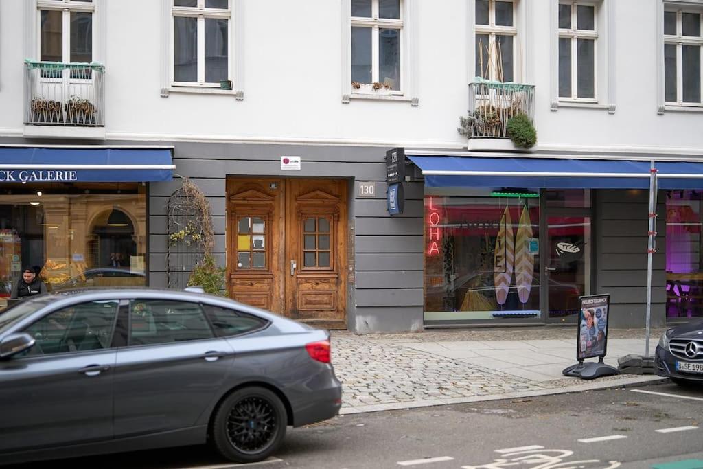 - Linienstrasse *