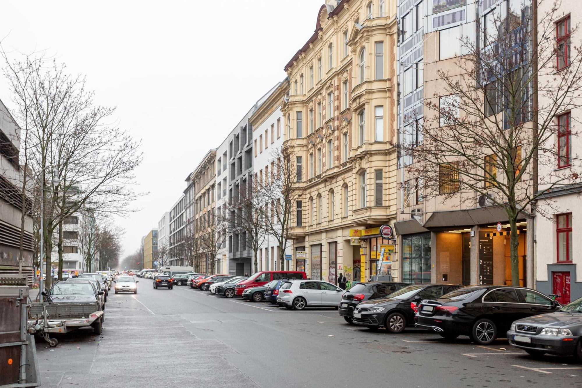 Global Living - Design I I Smart-tv I Kitchen I * Berlin