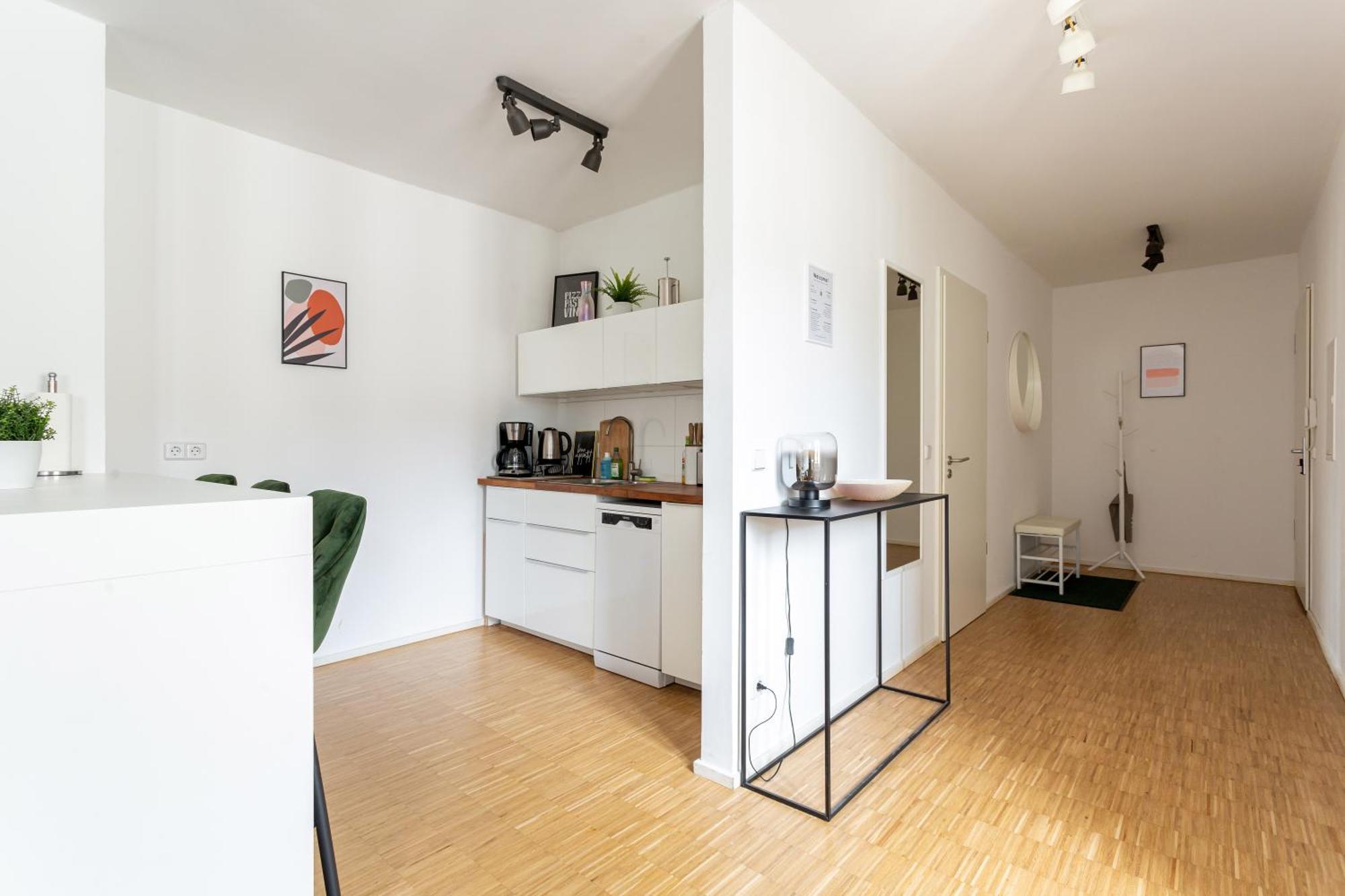 Global Living - Design I I Smart-tv I Kitchen I * Berlin