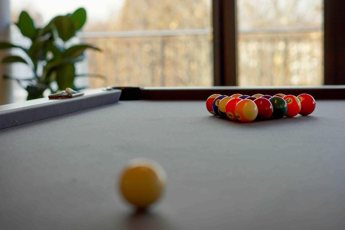 Luxury Penthouse Jacuzzi, Pool Table, Bbq & Desks Hotel