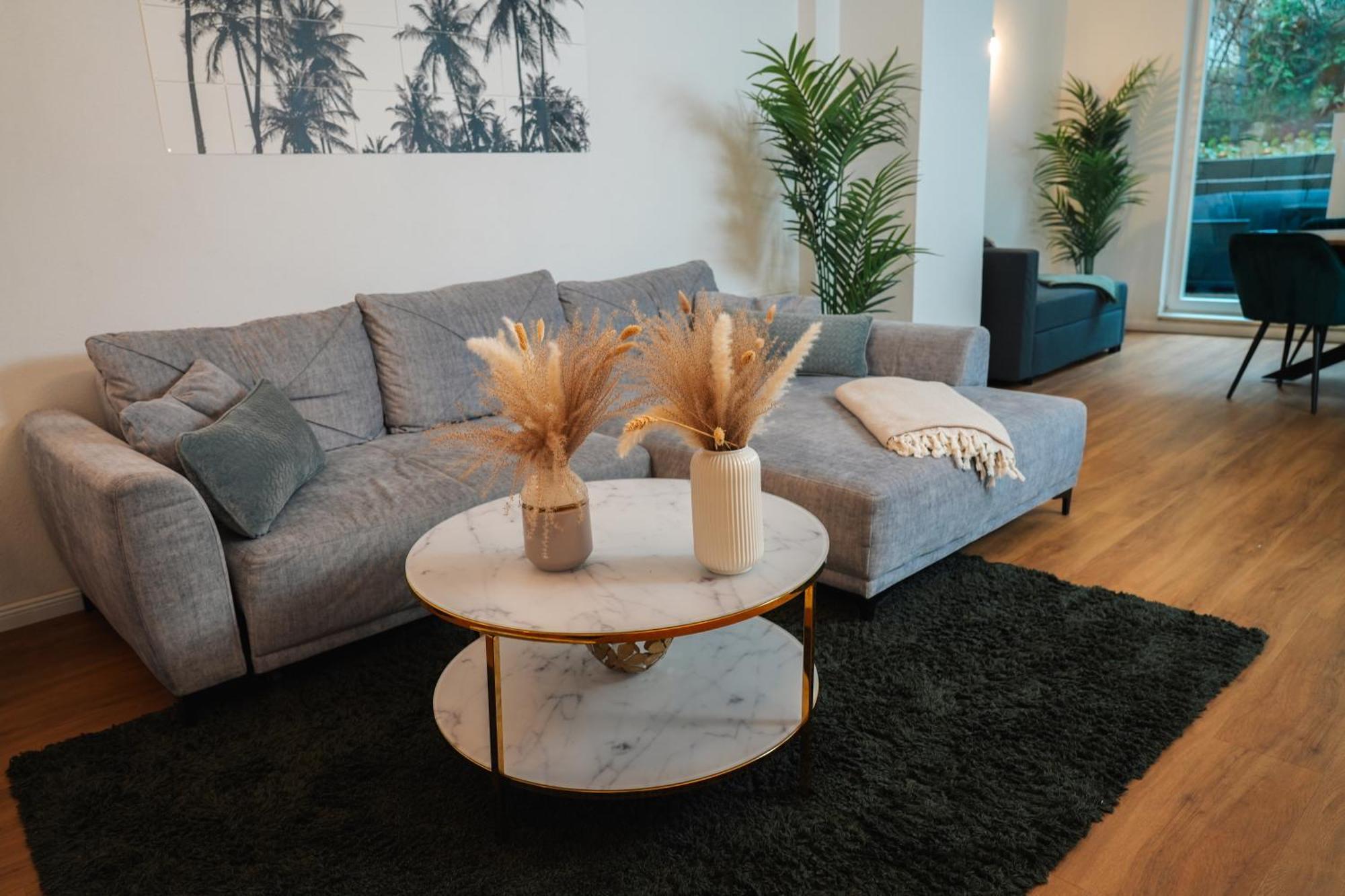 Global Living - Design I I Beamer I Kitchen I Terrace I