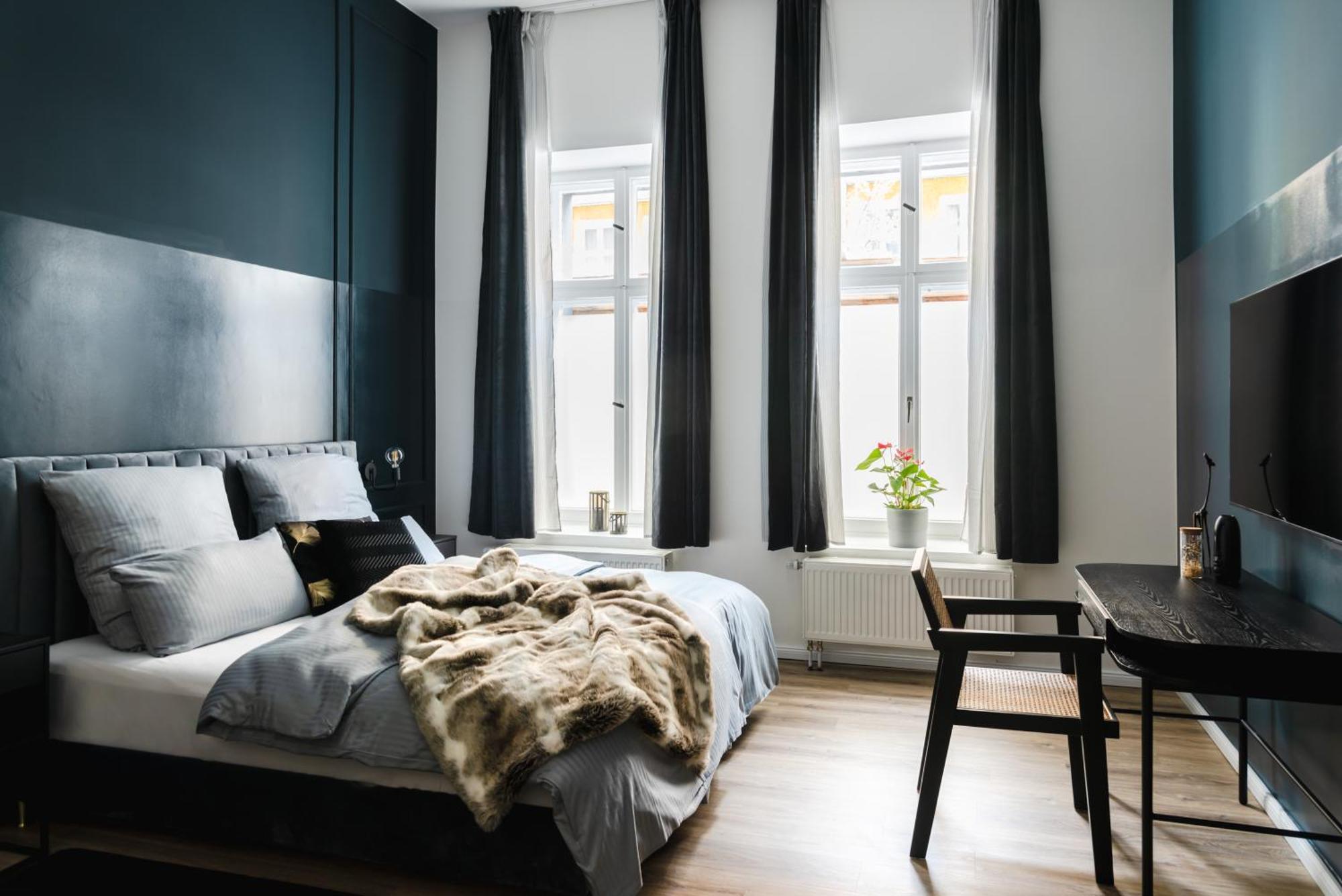 Exklusive Luxus-unterkunft In Mitte: 2 Apartments, 130m², Designer-moebel, Co2 Neutrale Reinigung Apartment *