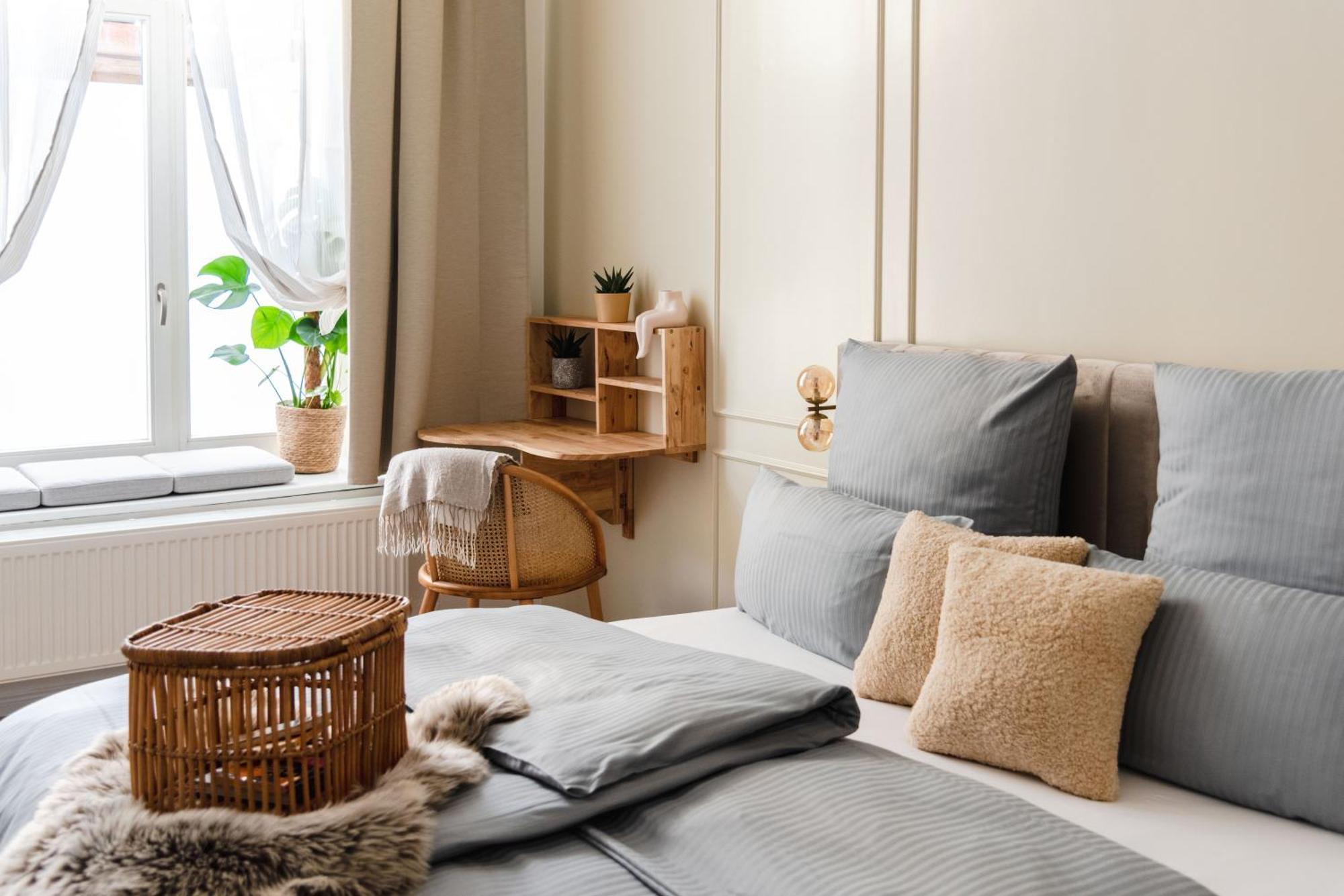 Exklusive Luxus-unterkunft In Mitte: 2 Apartments, 130m², Designer-moebel, Co2 Neutrale Reinigung *