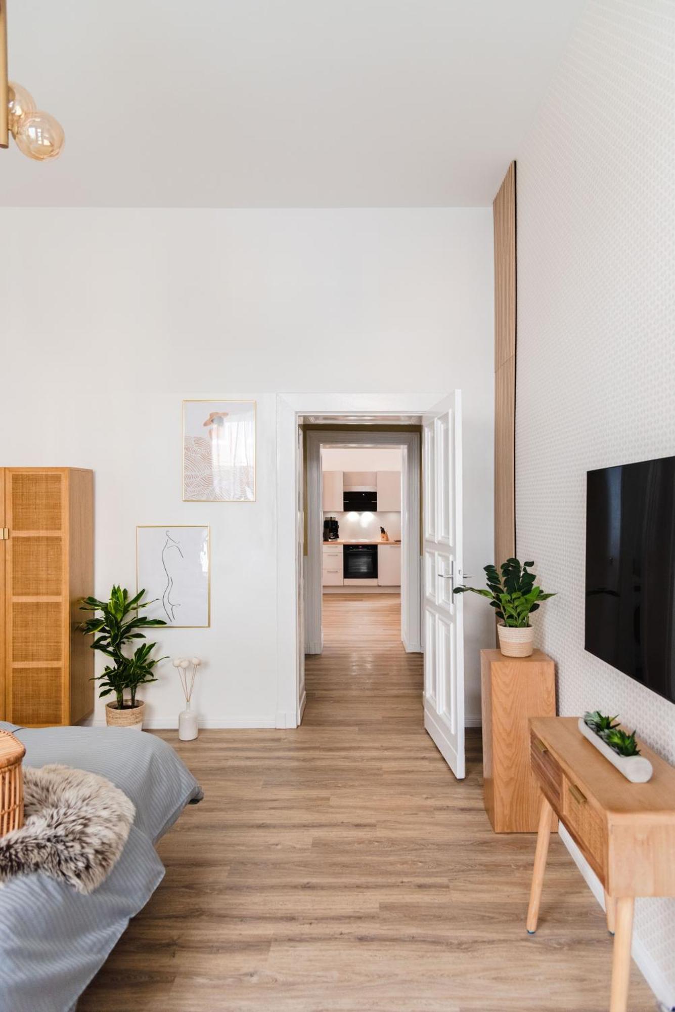 Exklusive Luxus-unterkunft In Mitte: 2 Apartments, 130m², Designer-moebel, Co2 Neutrale Reinigung Apartment Berlin