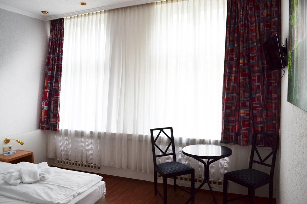 Hotel - Pension Haubach Hotel 2*