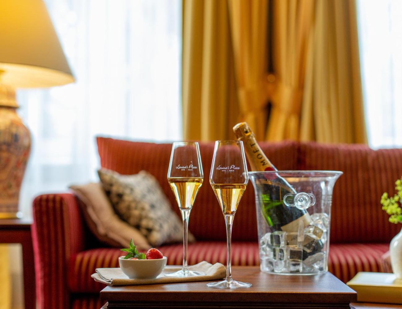 Louisa's Place Hotel 5*