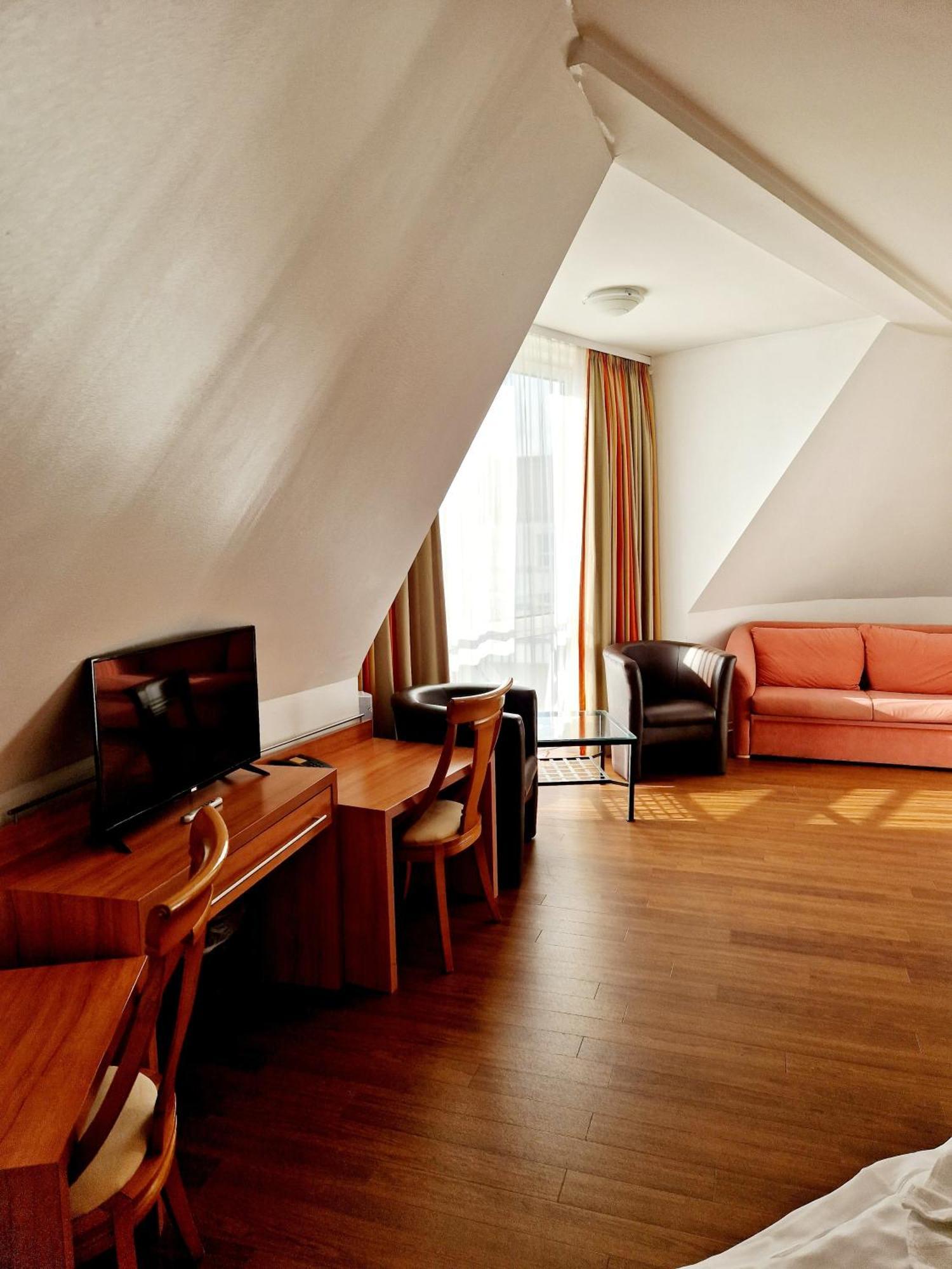 Kaiser Hotel Berlin