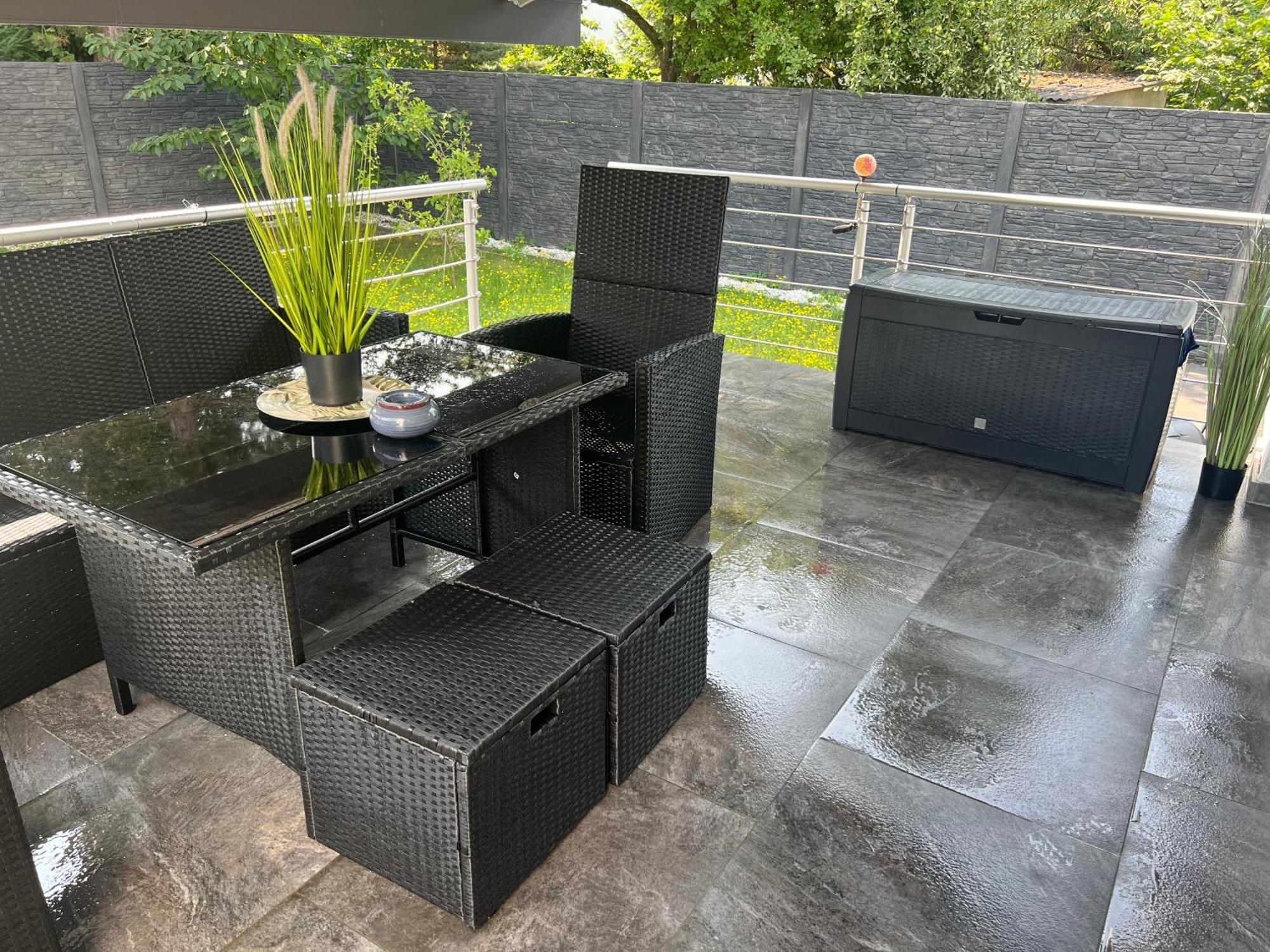 Apartment Luxus-doppelhaushaelfte Im Ruhigen Blumenviertel *