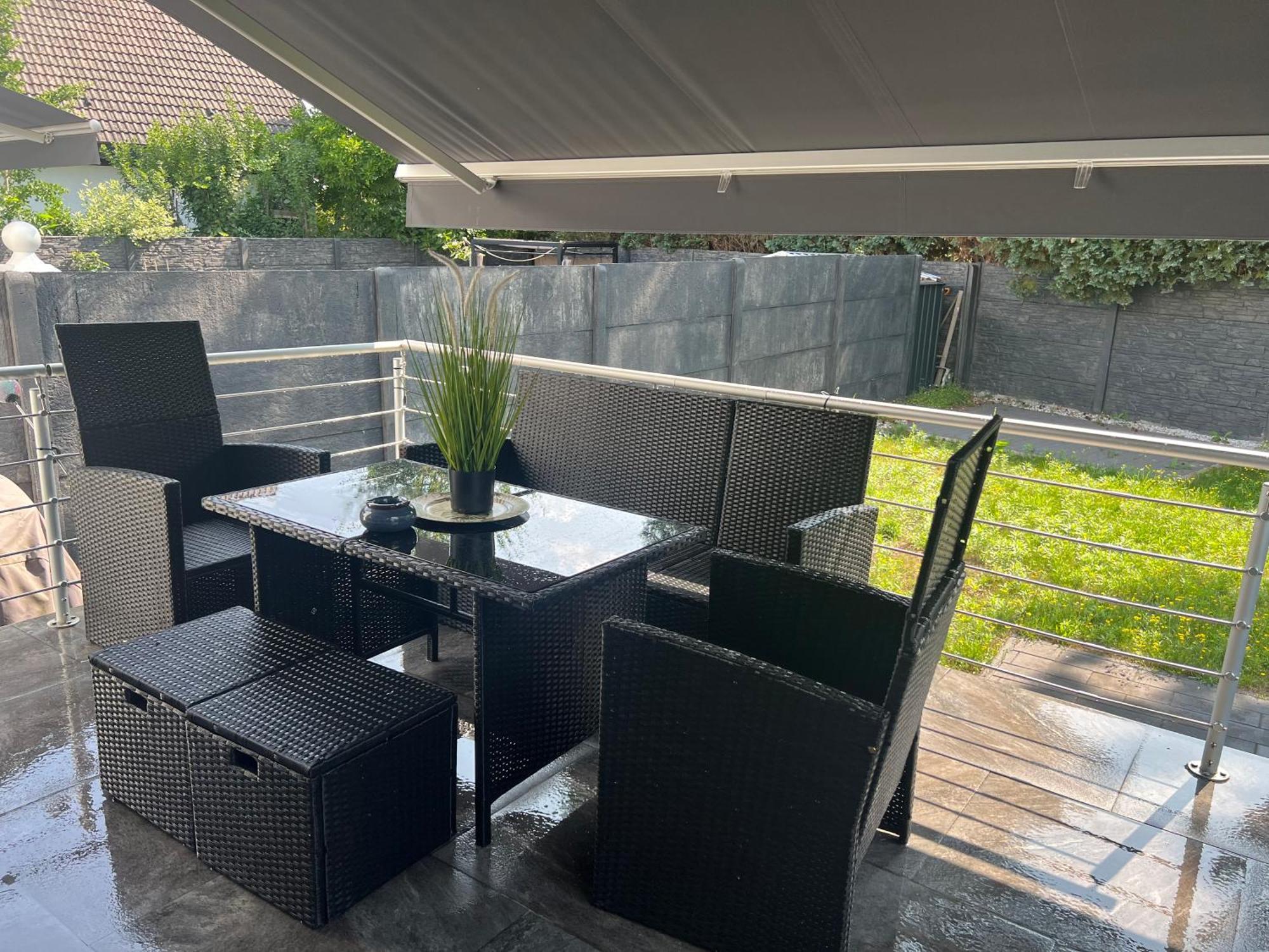 Apartment Luxus-doppelhaushaelfte Im Ruhigen Blumenviertel Berlin