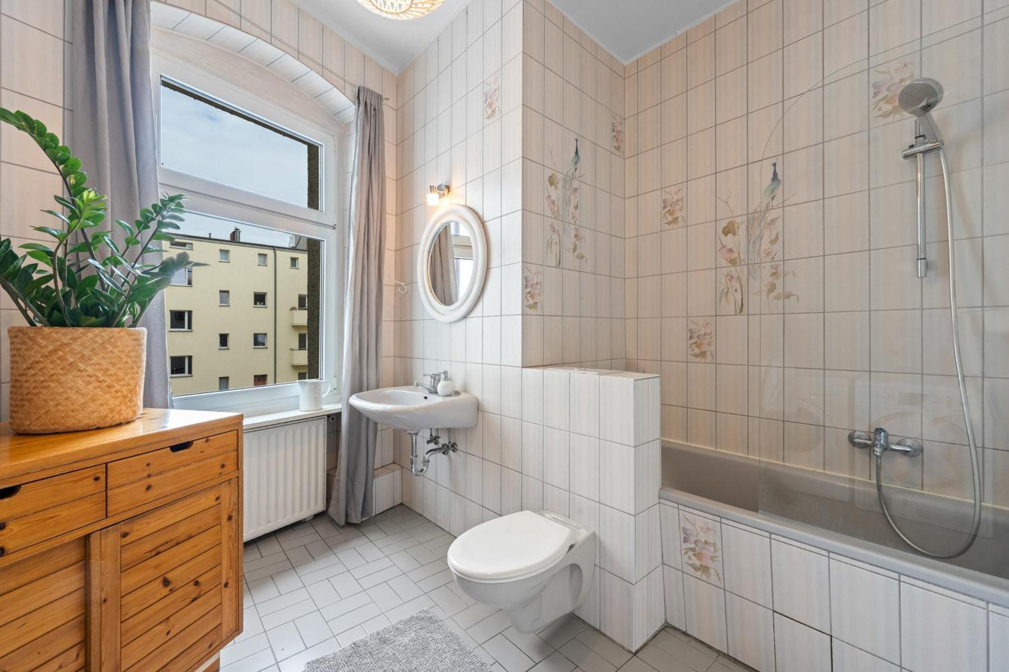 Wilhelmshavener 3br In Downdown Moabit Lejlighed *