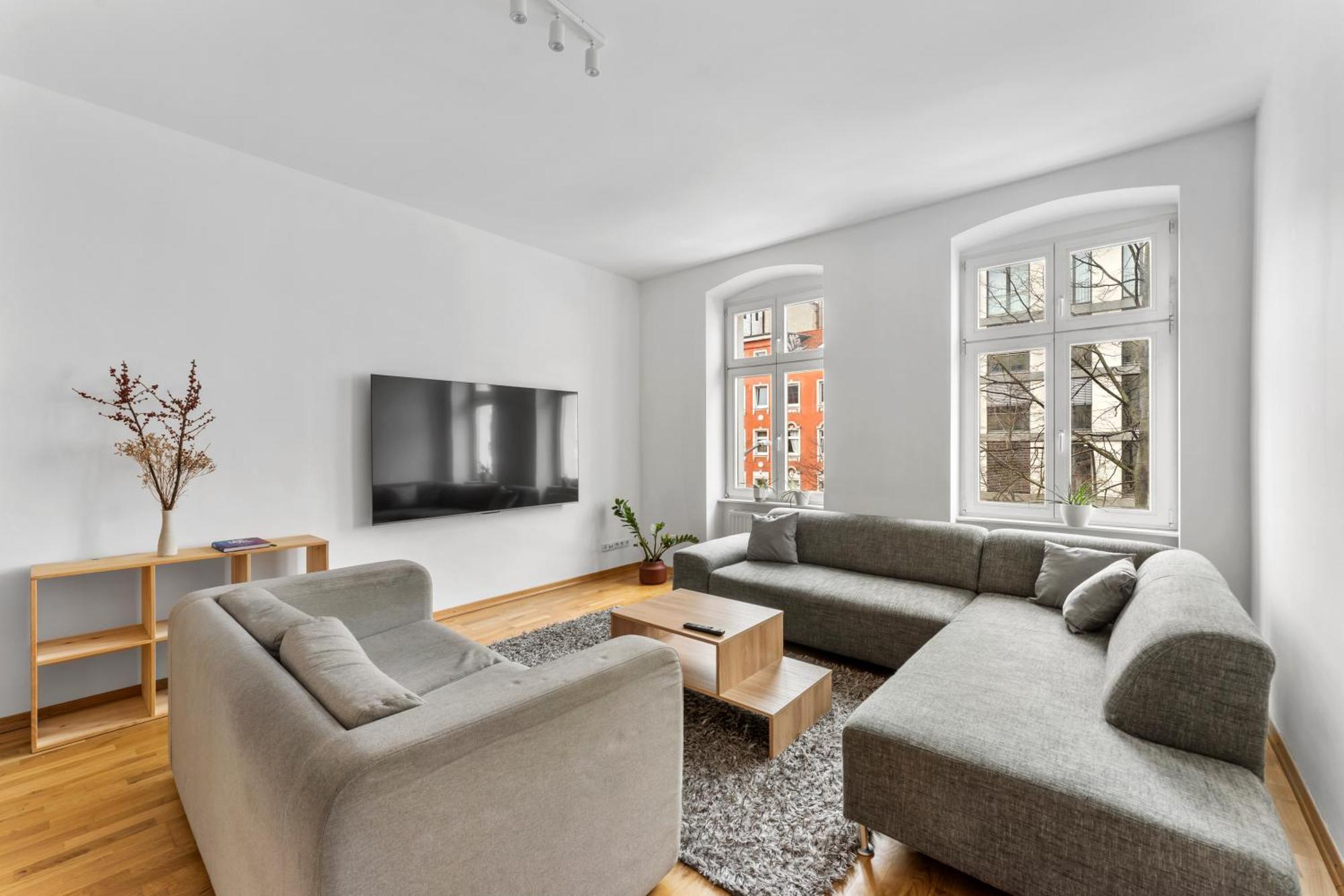 Stylish 120sqm In Berlin-mitte Apartment