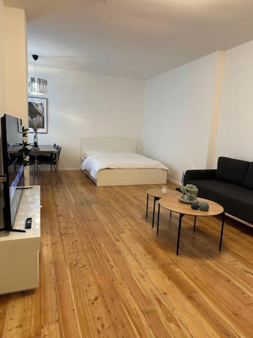 Apartment Modernes 2 *
