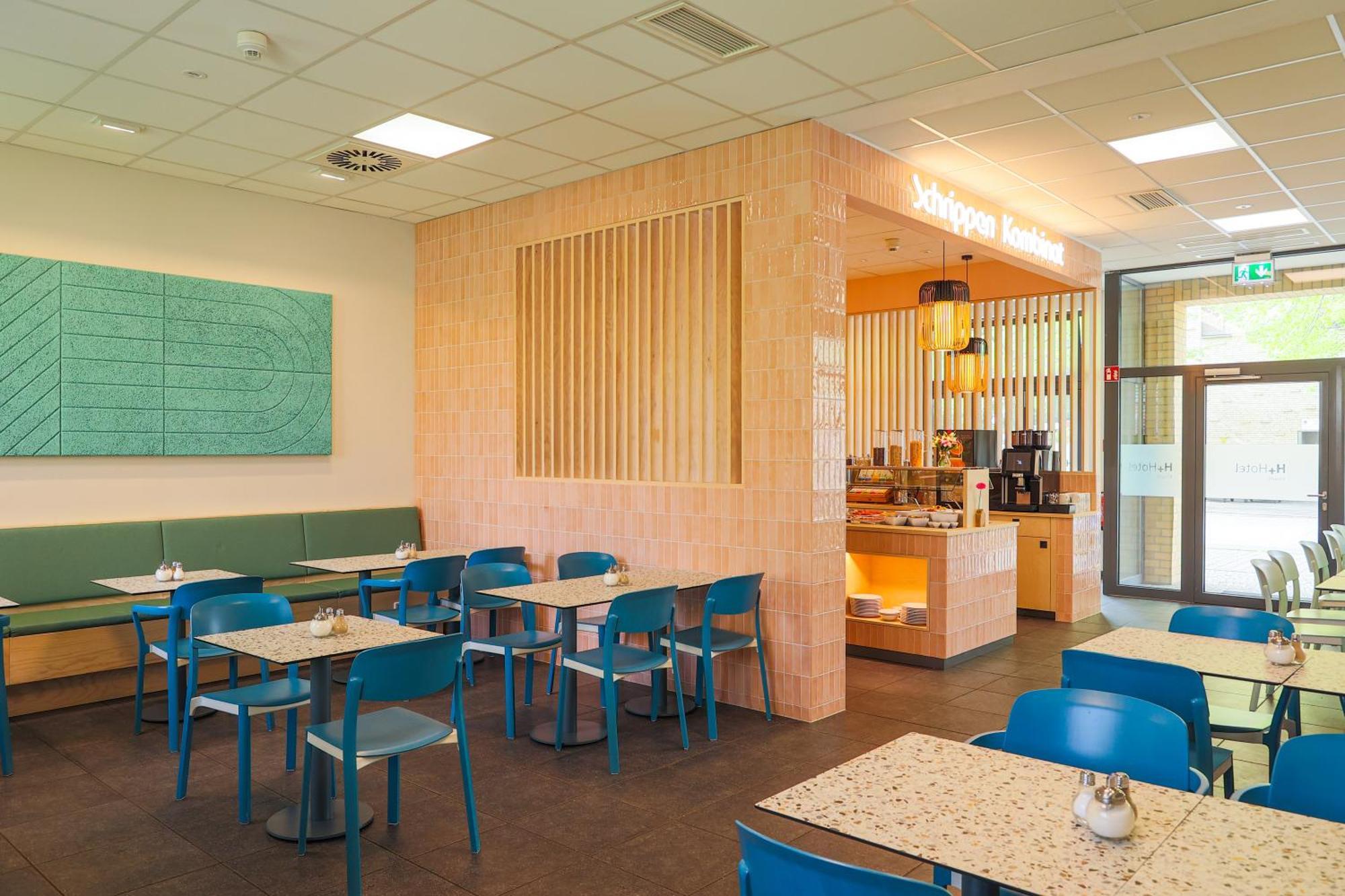 H+ 4youth Hotel 3*