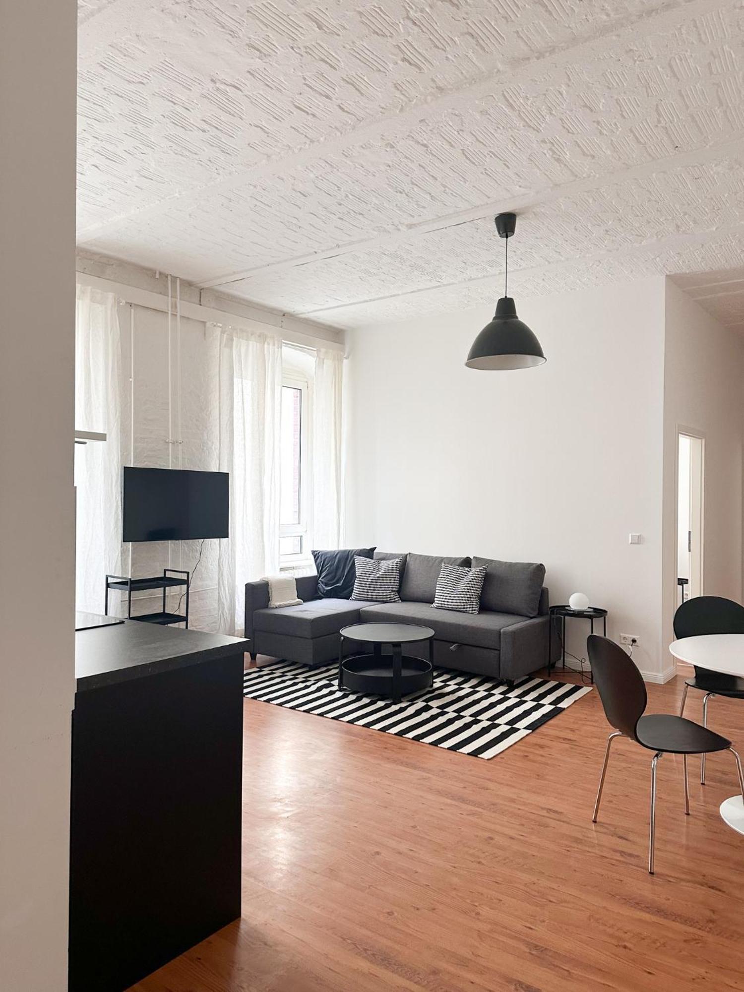 Apartment Nook Design-apartments Mit Kueche, Duschbad, Neben U-bahn Station Aber Ruhig Gelegen *