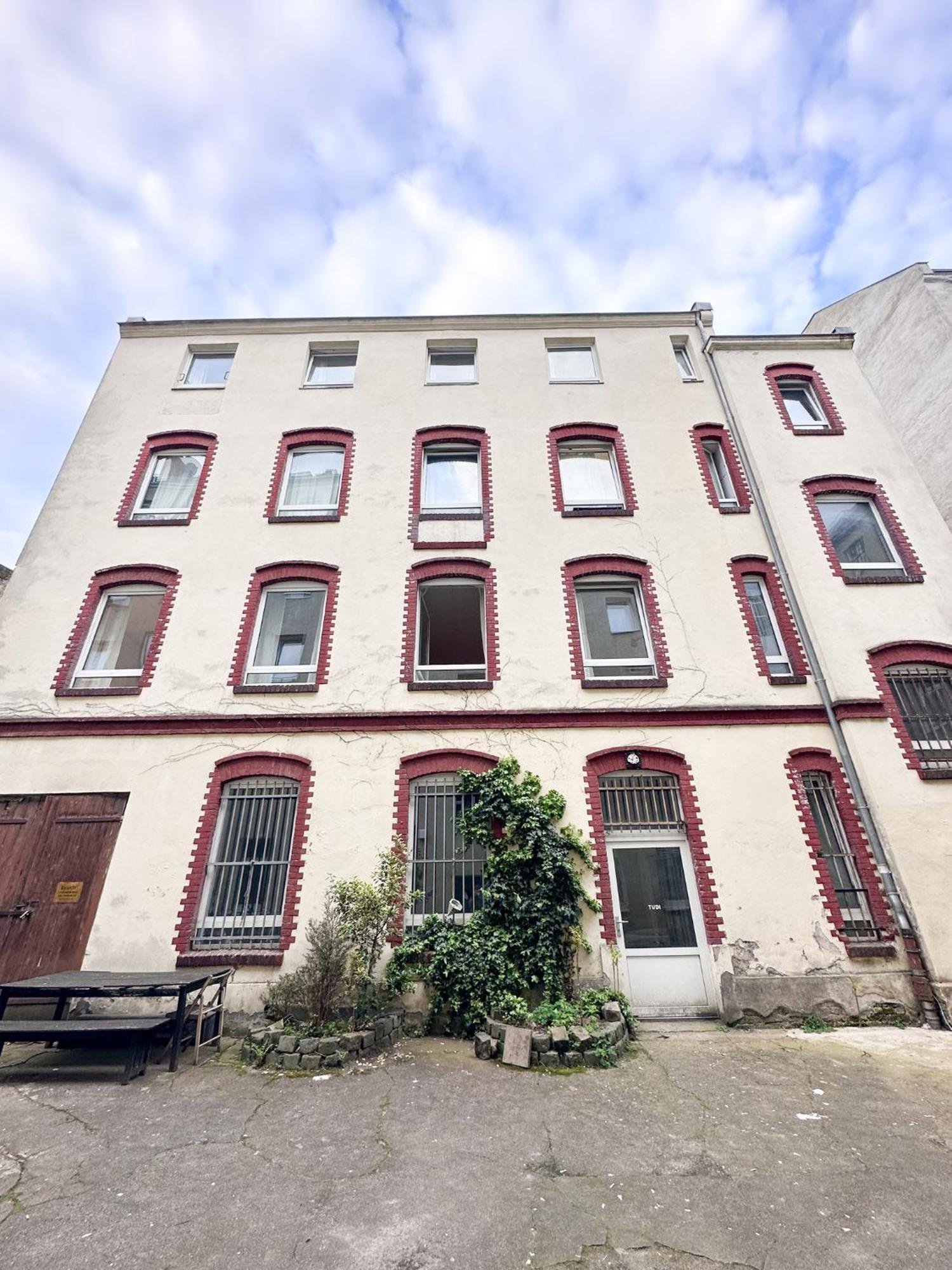 Lejlighed Nook Design-apartments Mit Kueche, Duschbad, Neben U-bahn Station Aber Ruhig Gelegen