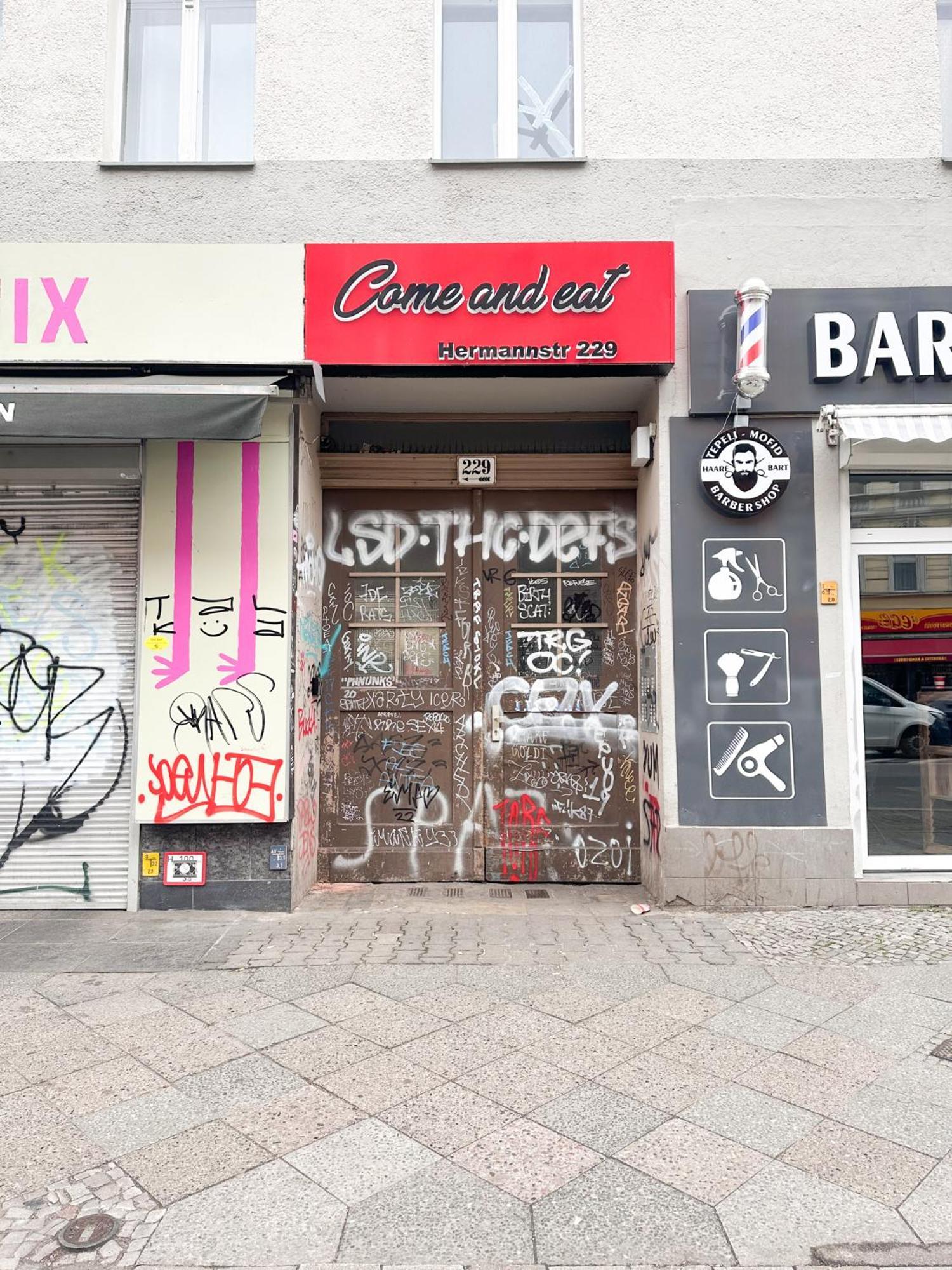 Nook Design-apartments Mit Kueche, Duschbad, Neben U-bahn Station Aber Ruhig Gelegen Berlin