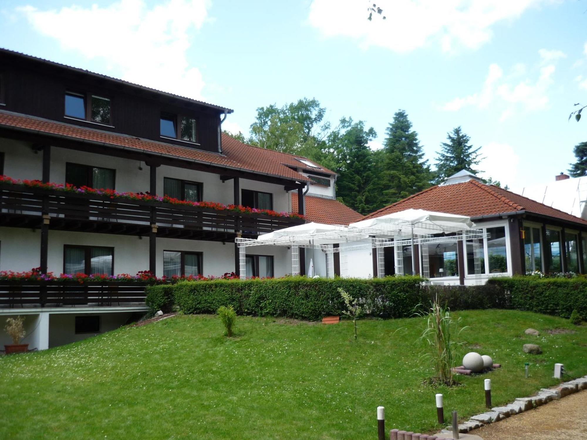 Hotel Forsthaus 3*