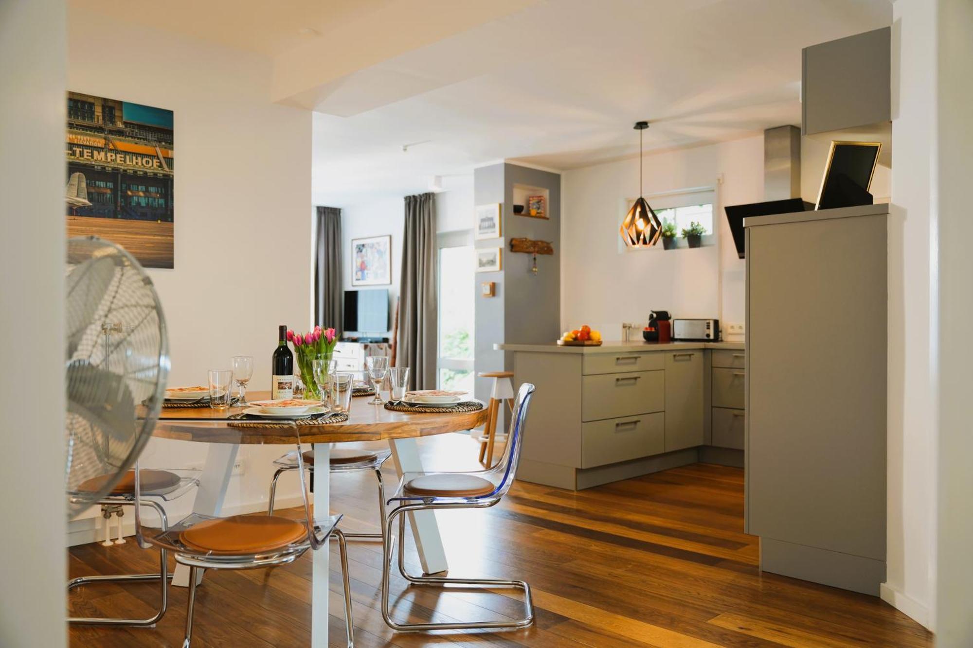 Apartment The Getaway / 80qm In Berlin's Historic Diplomatic Quarter *